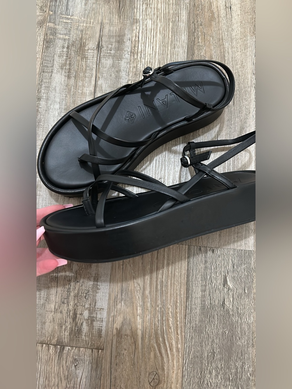 Antonio Melani leather sandals